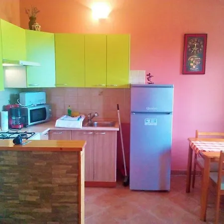Apartment Anto Pula